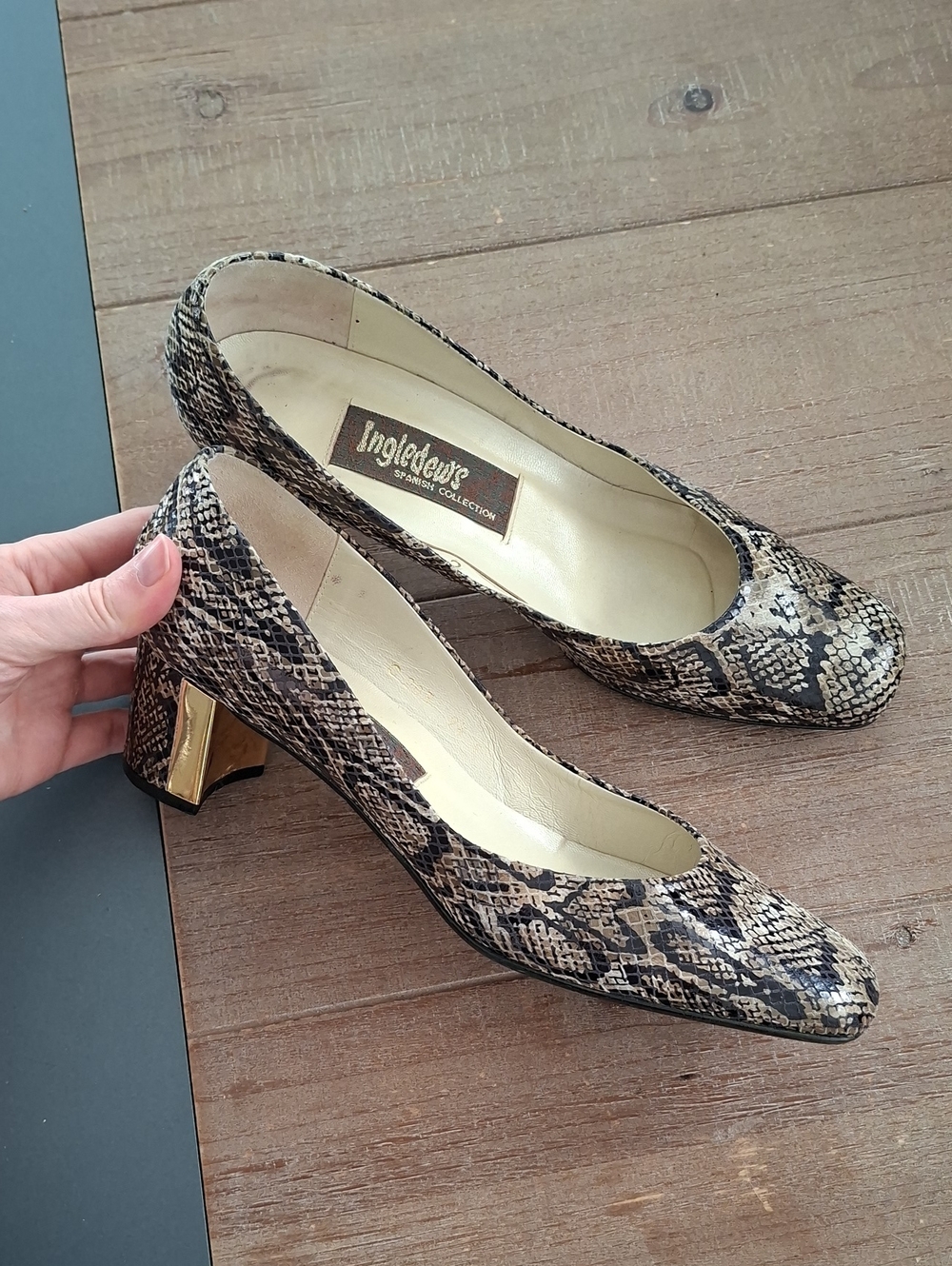 Vintage Ingledew's Brown Snakeskin Leather Heeled Square-toe Pumps (US 9.5)